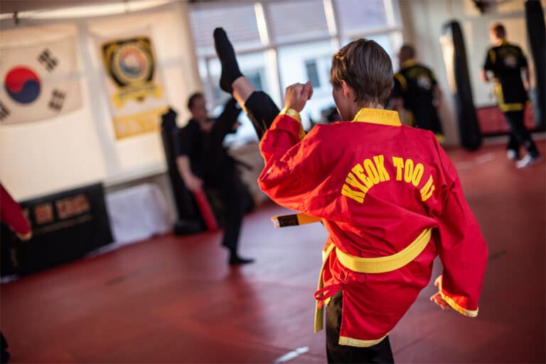 Kampfsport In Unna - Tritttechnik