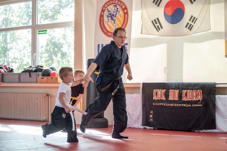 Kampfsport In Unna - Aufwärmung